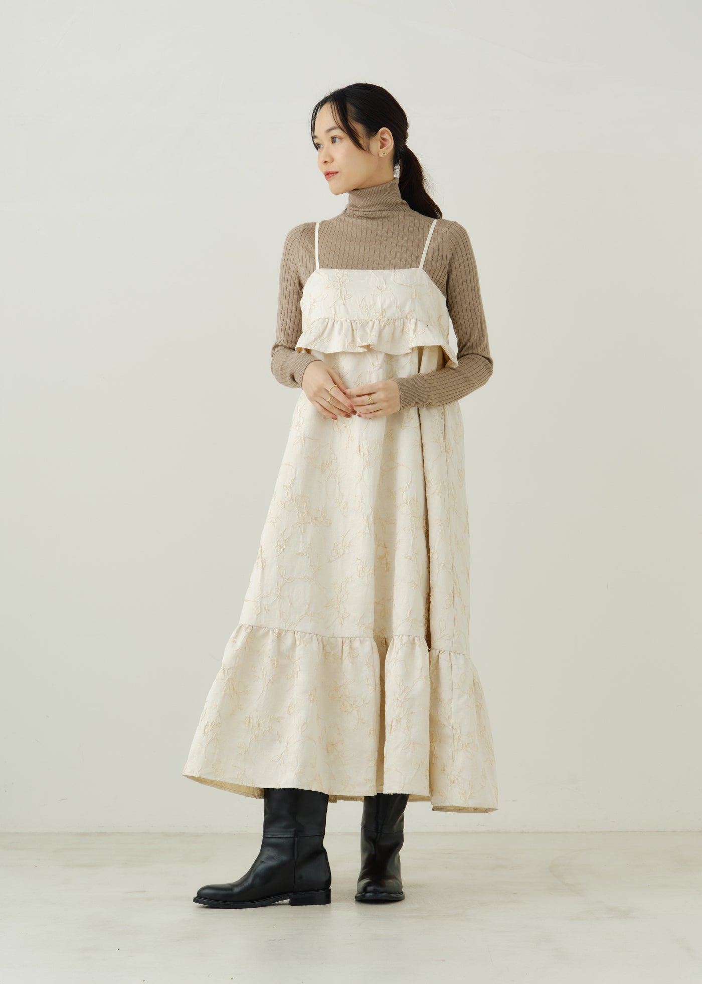 12/3 10時発売】Flower Jacquard Cami Dress | Pasand by ne Quittez