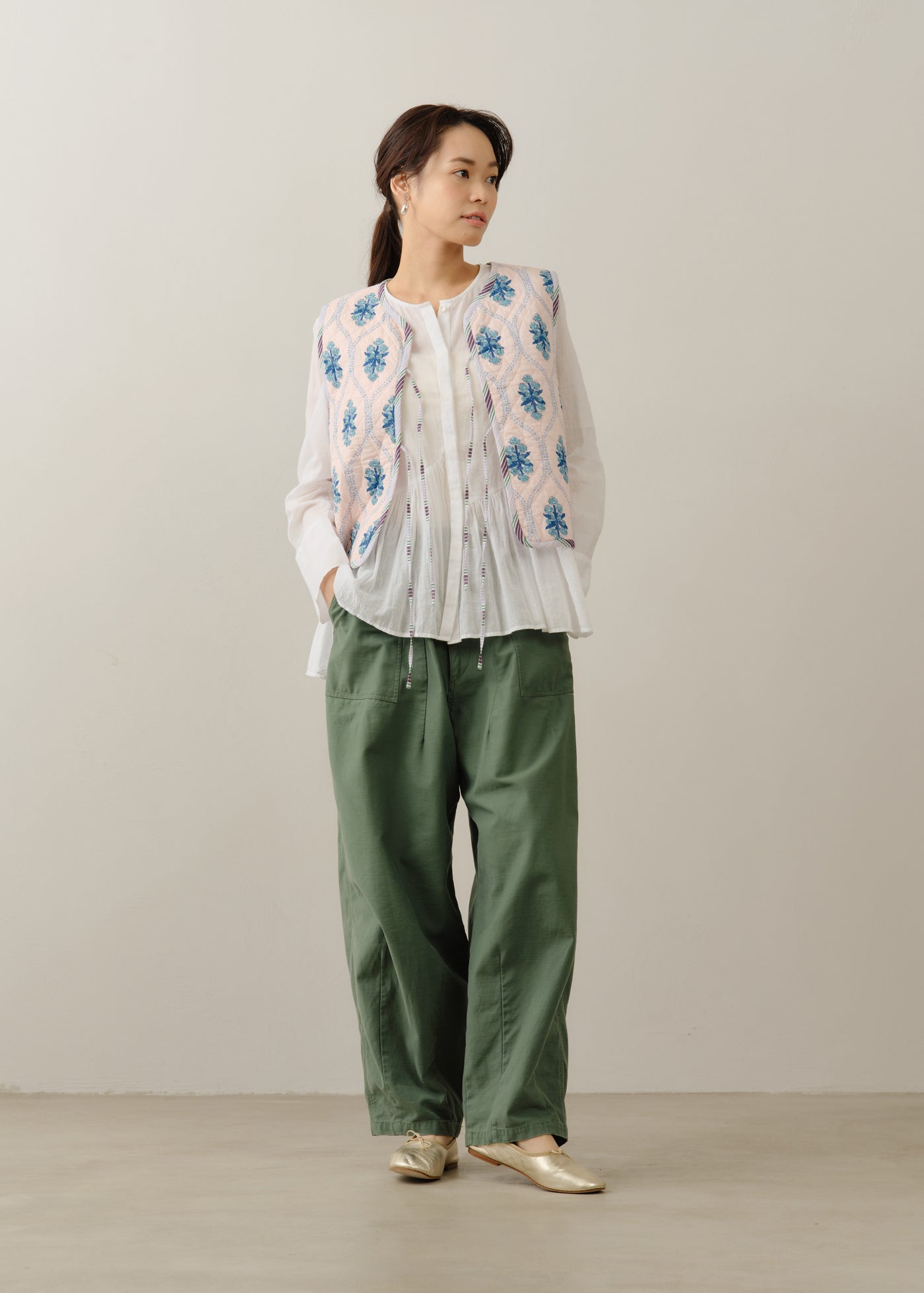 Cotton Jacquard Iberis Print Reversible Vest | Pasand by ne