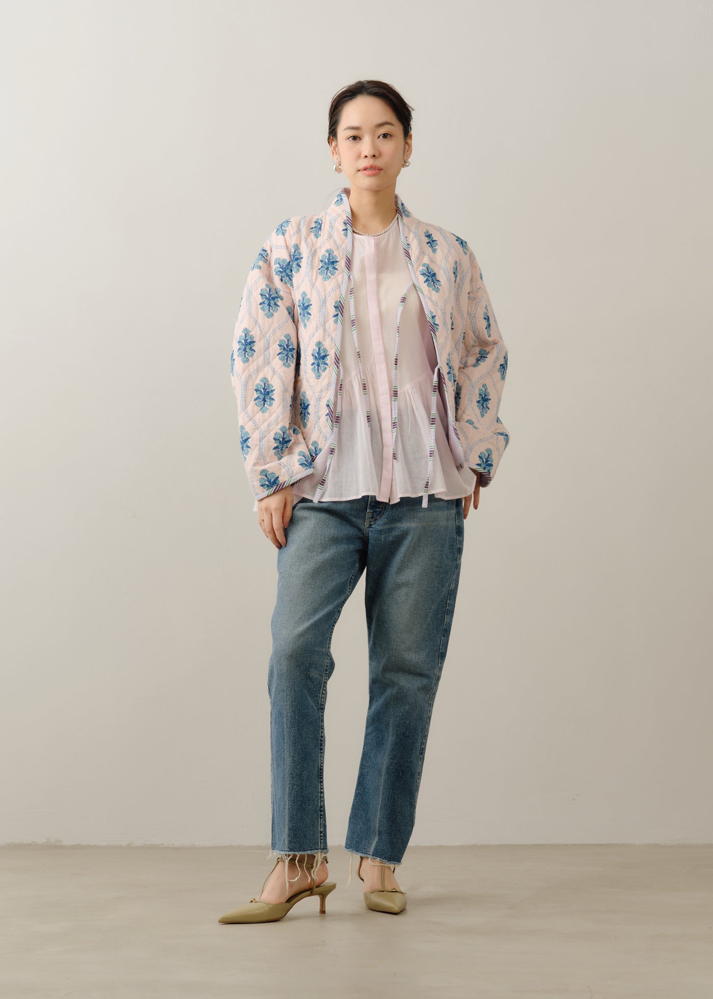 Cotton Jacquard Iberis Print Reversible Jacket | Pasand by ne