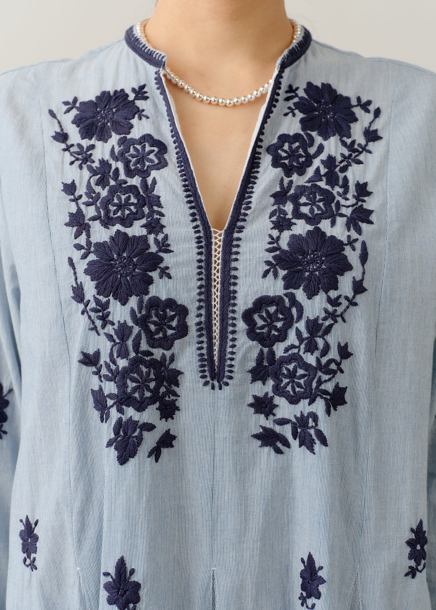 ヌキテパ チカン刺繍 ワンピース 1/14 10時発売】Chikan Embroidery Panel Dress | Pasand by ne