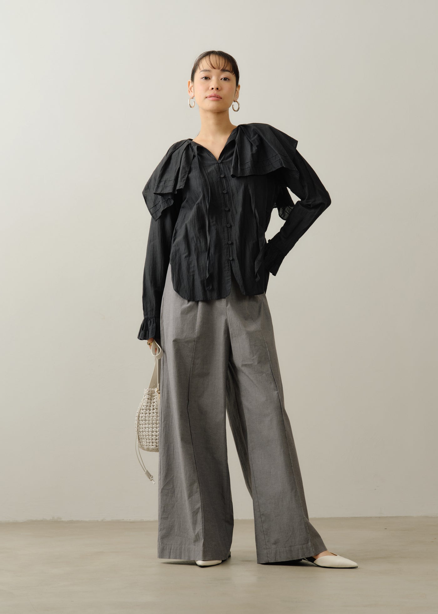 Cotton Wave Tuck Pants | Pasand by ne Quittez pas | パサンドバイ