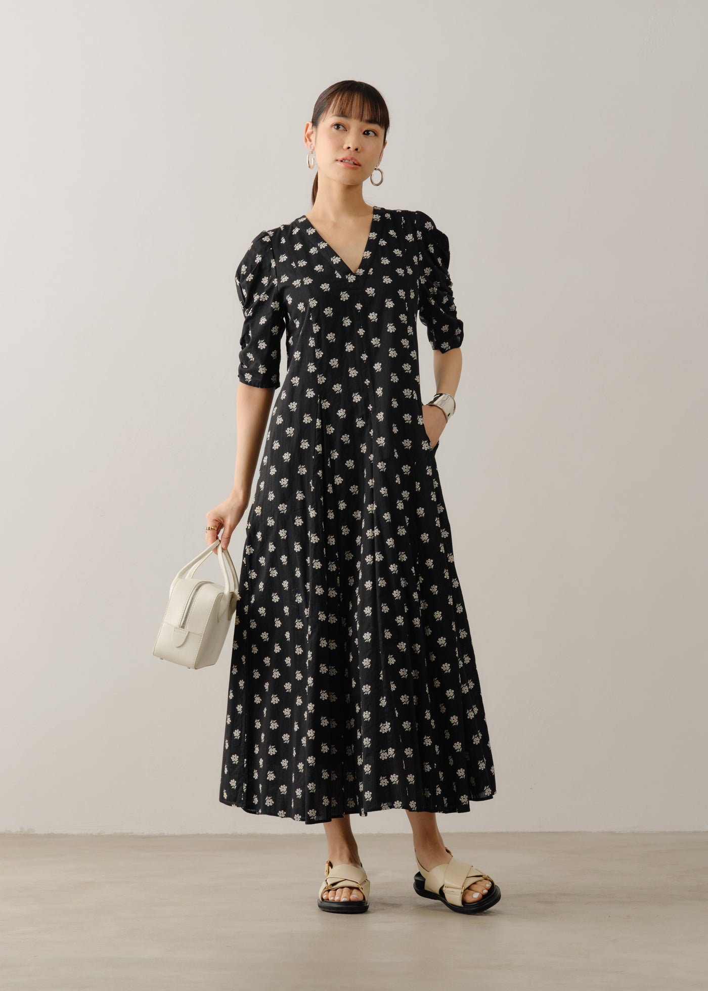 5月上旬お届け予定】Cotton Dobby Stripe Anemone Print Gather Sleeve