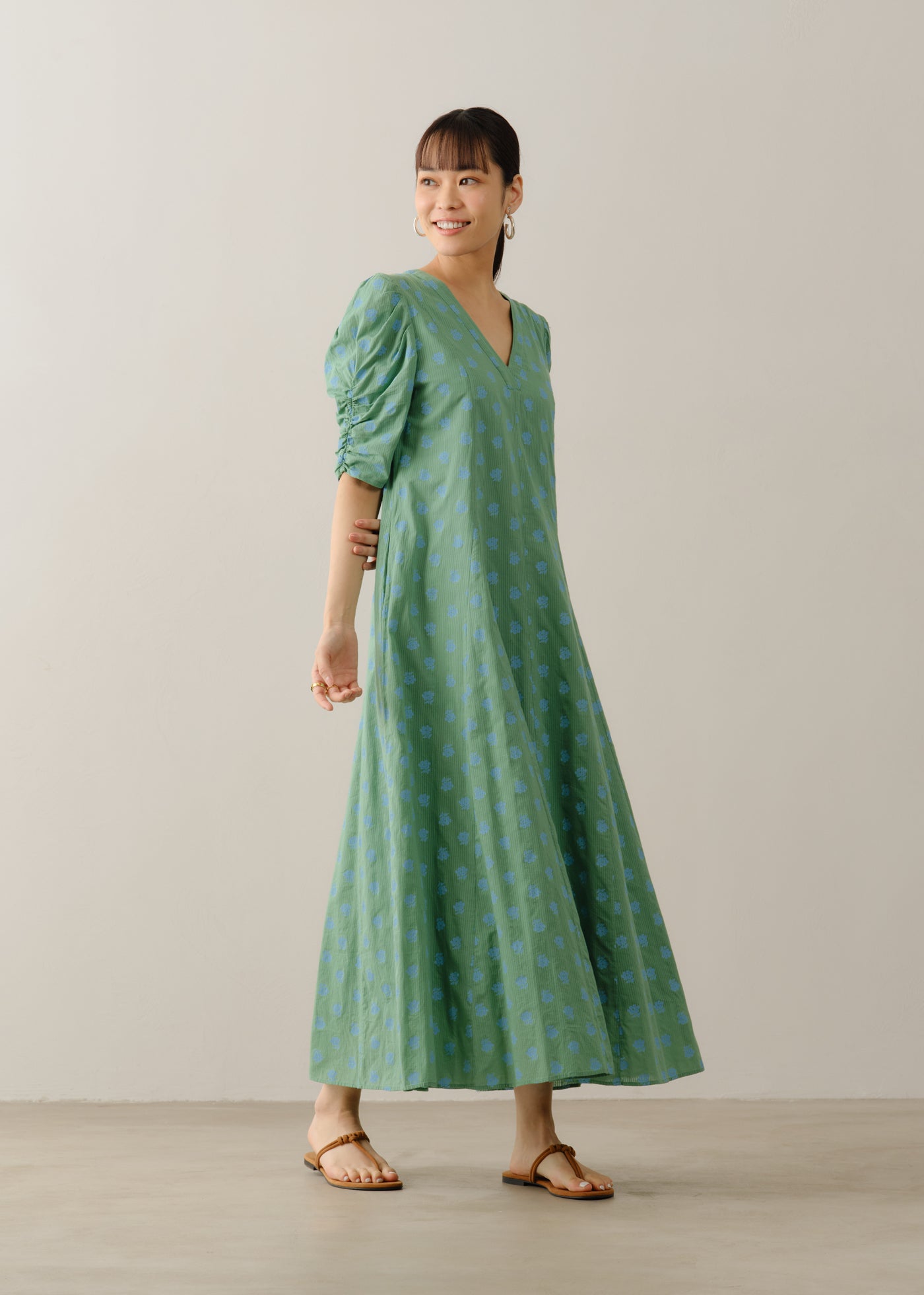 5月上旬お届け予定】Cotton Dobby Stripe Anemone Print Gather Sleeve