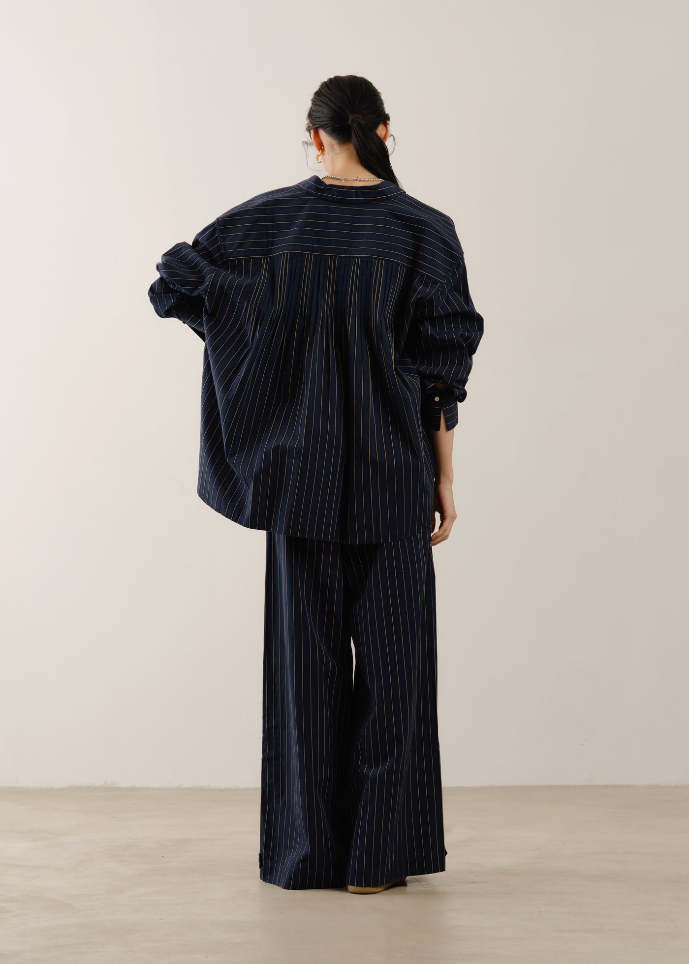 Poplin Power Shoulder Back Tuck Shirts | Pasand by ne Quittez pas