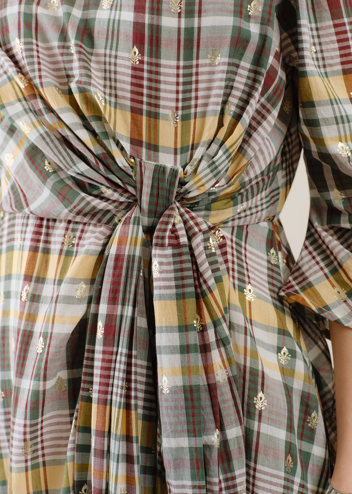 Cotton Foil Print Twisted Waist Dress | Pasand by ne Quittez pas