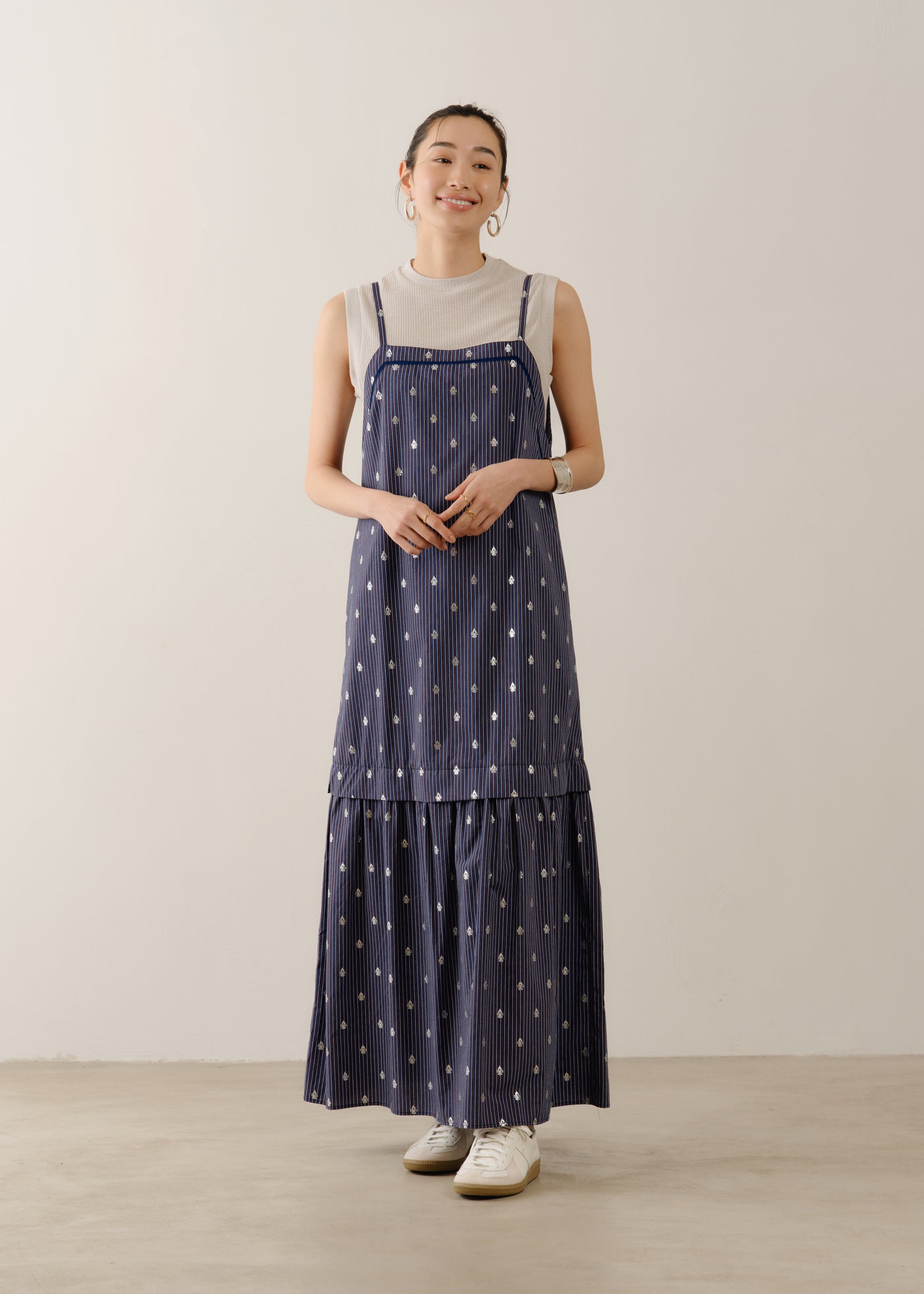 ヌキテパ　エンブロイダリースリーブレストップ Poplin Paisley Emb Sleeveless Top | Pasand by ne Quittez pas