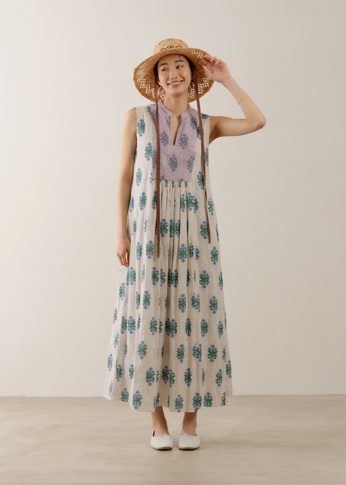 Cotton Jacquard Iberis Print Embroidery Sleeveless Dress | Pasand