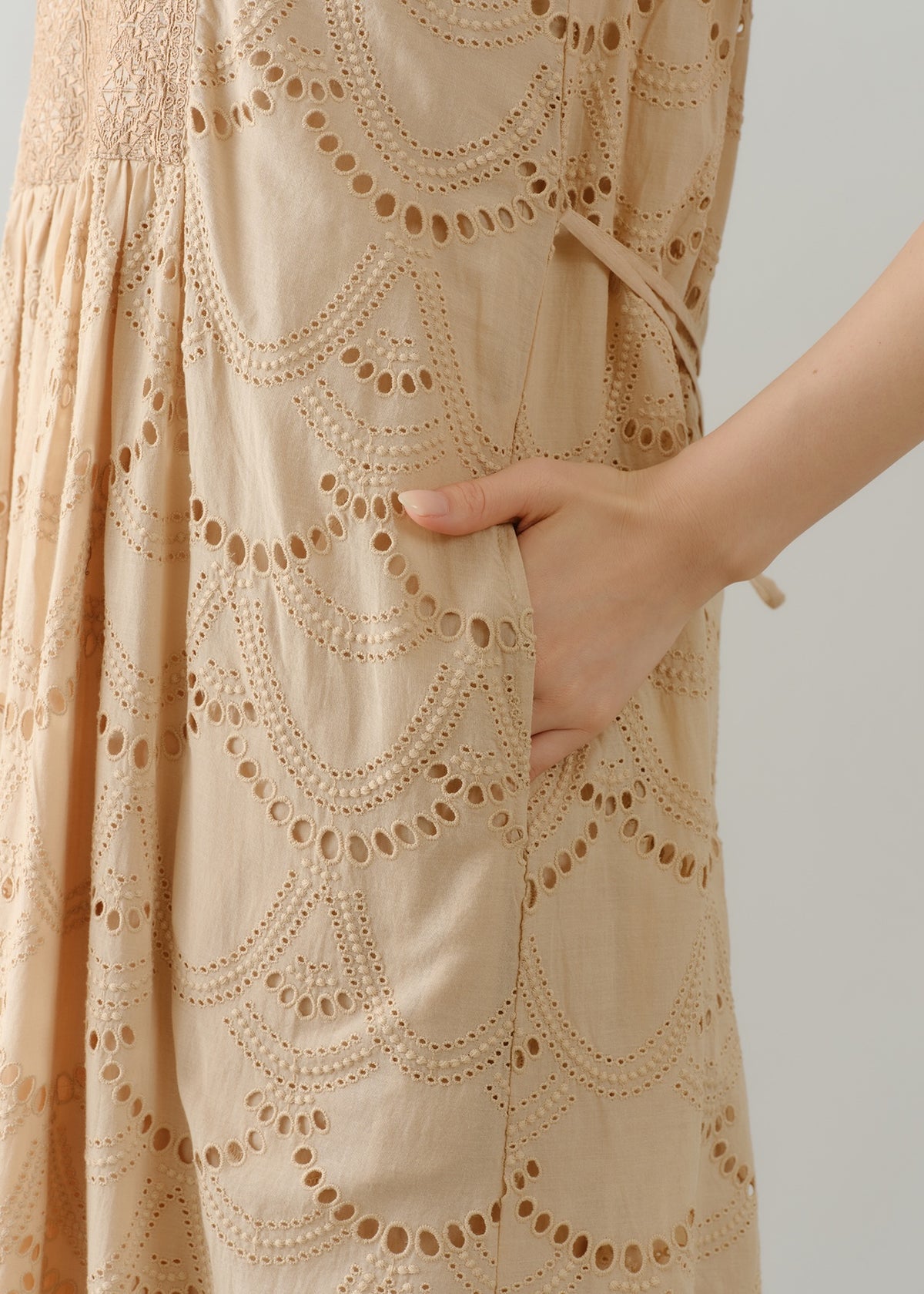 Cotton Voile Dot Hemla No Sleeve Dress