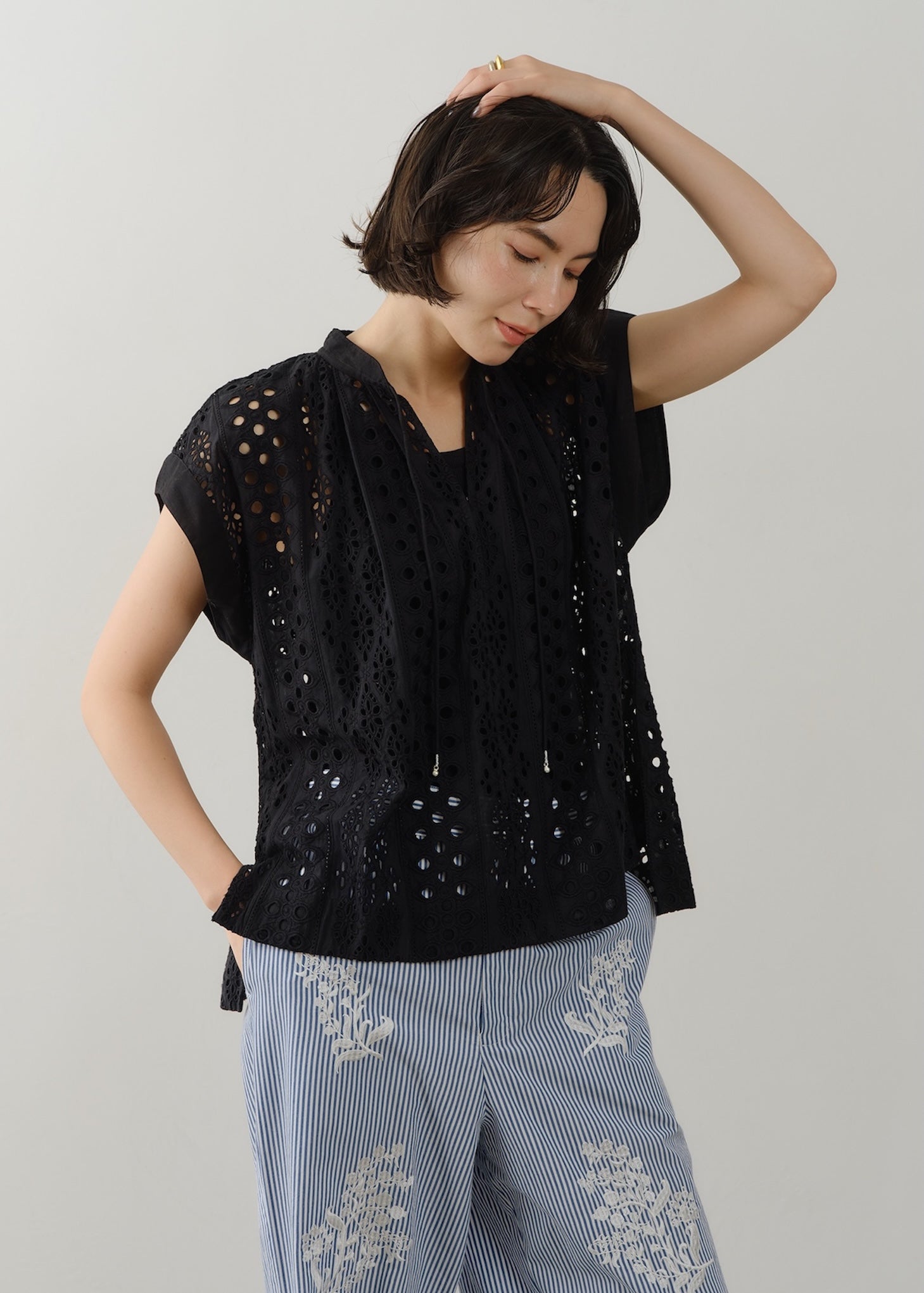 6/10 10時発売】Border Hemla French Sleeve Blouse | Pasand by ne