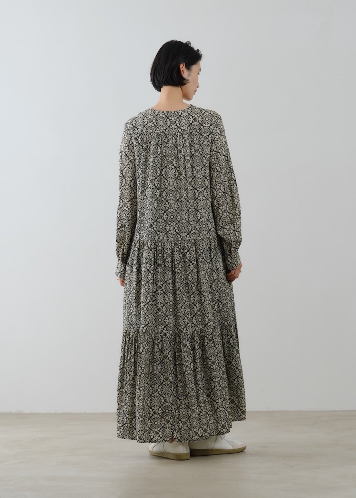 Shantoon Botanical Tile Print Tiered Dress