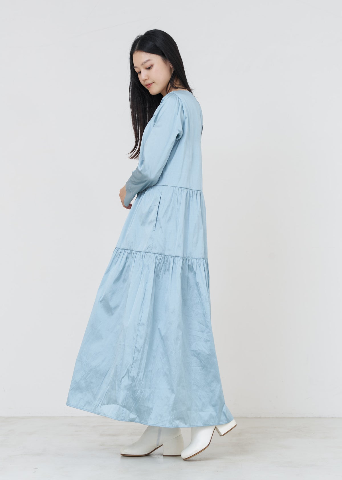 [Released on 11/13 at 10:00] Poly Dupion Solid Tiered Dress