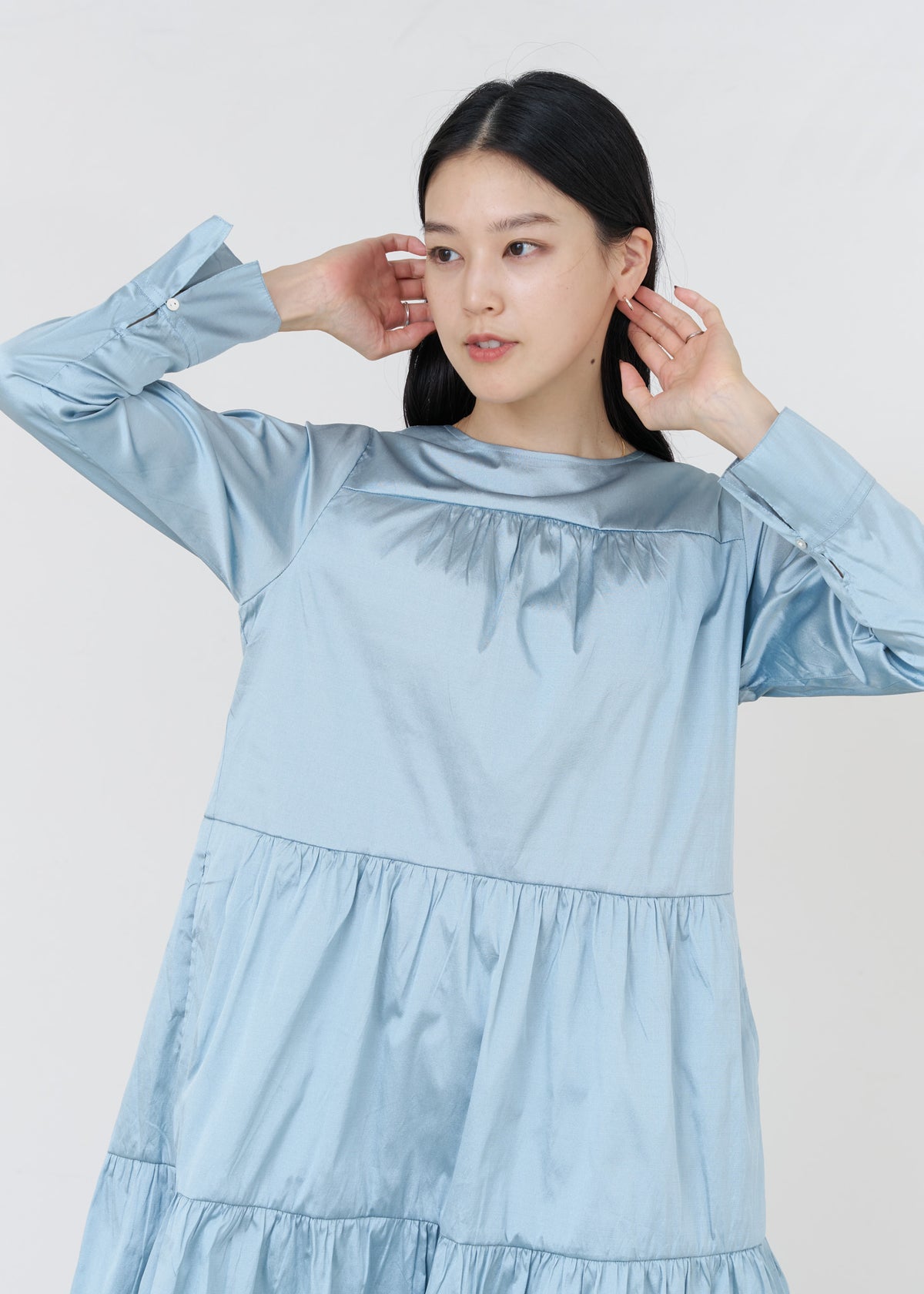 [Released on 11/13 at 10:00] Poly Dupion Solid Tiered Dress