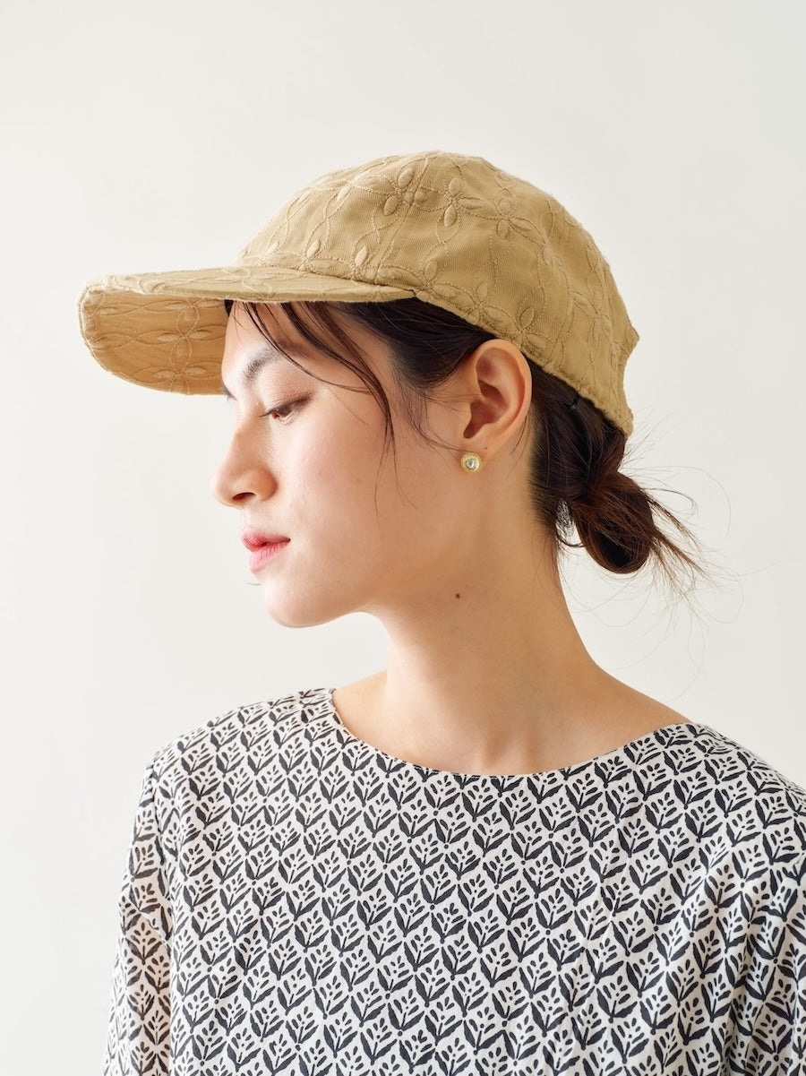 Cotton Linen Twill Flower Embroidery Cap