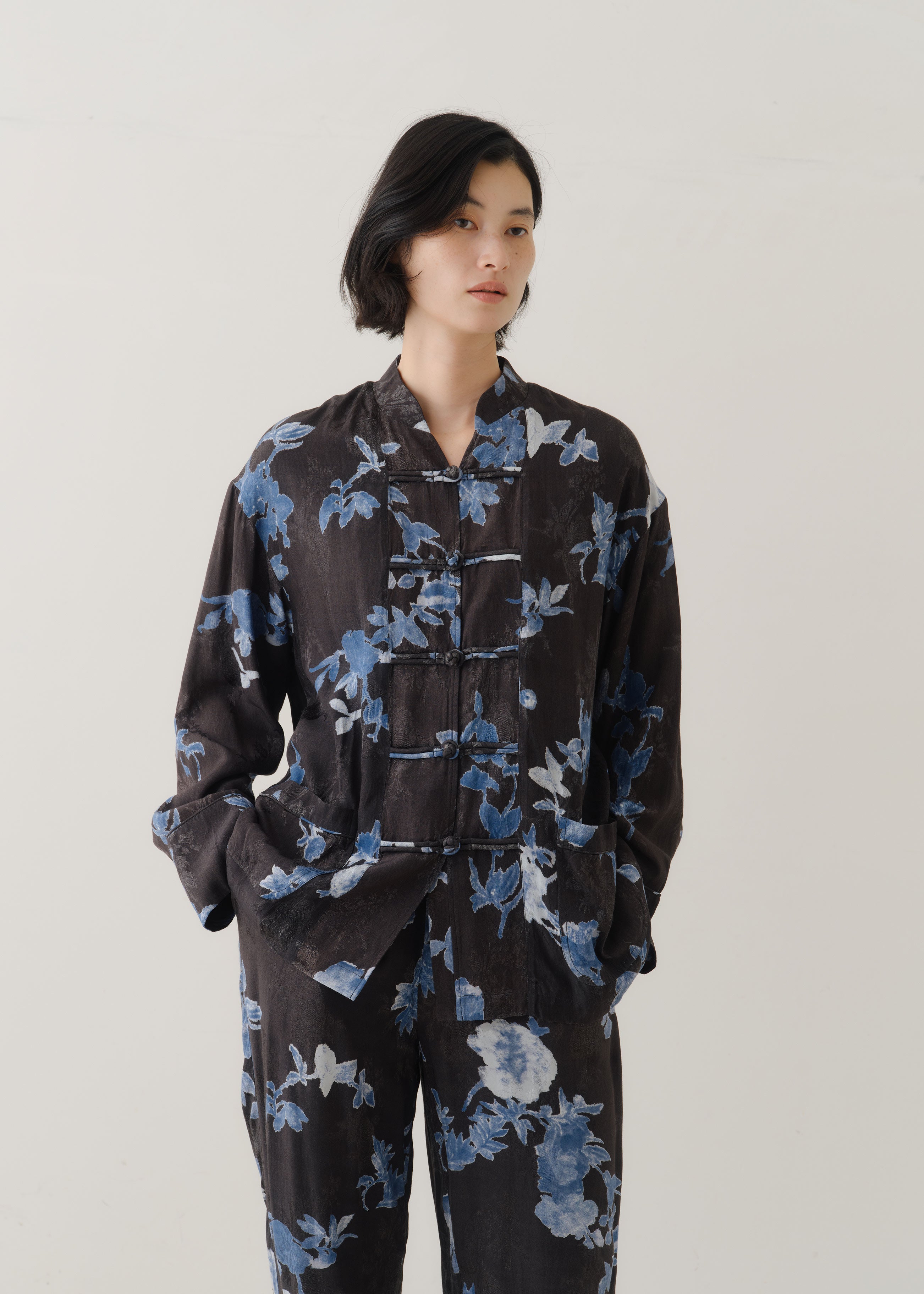 Rayon Jacquard Rose Print China Jacket | Pasand by ne Quittez pas