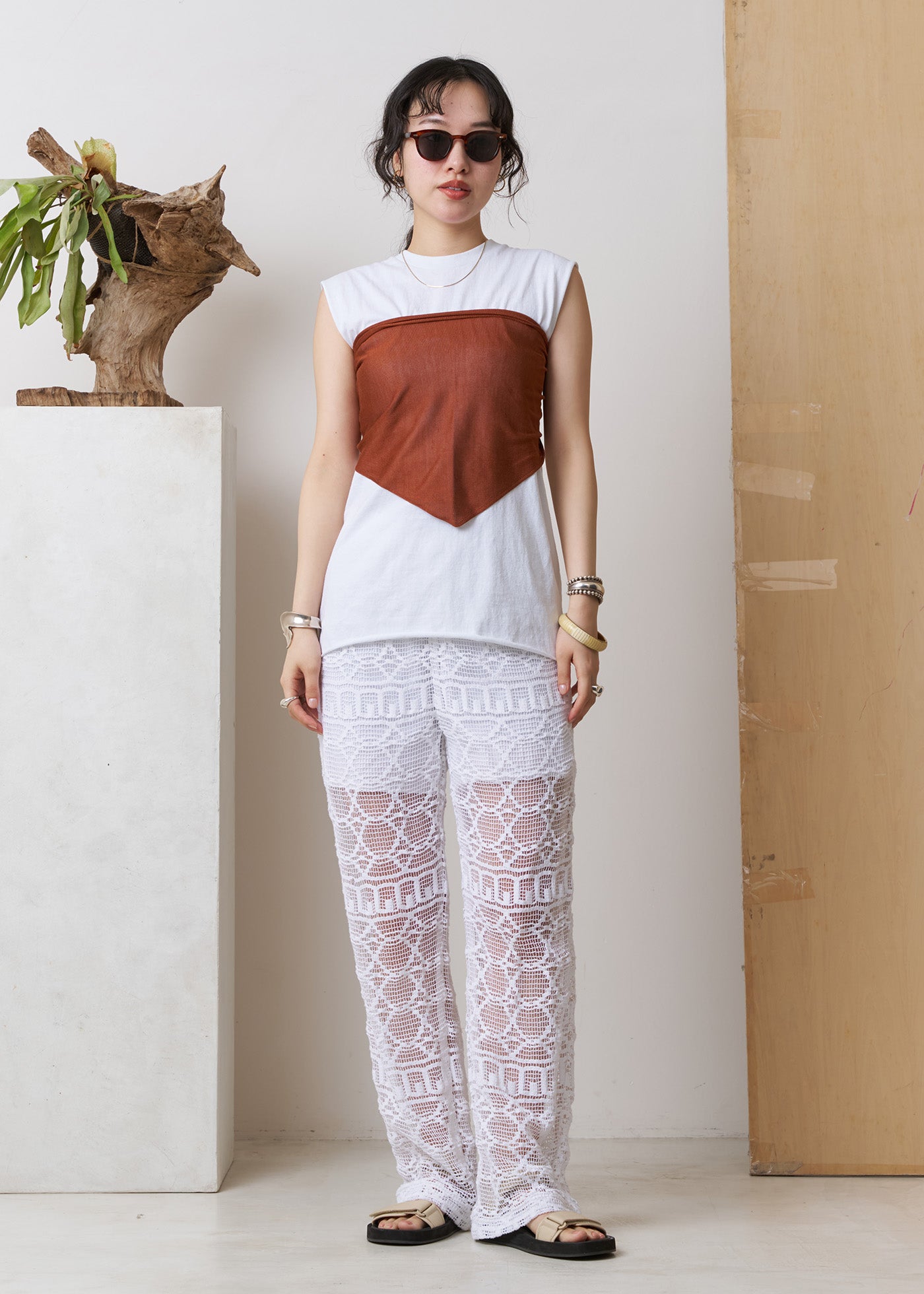 Geometric Lace Relax Pants | Pasand by ne Quittez pas | パサンドバイヌキテパ