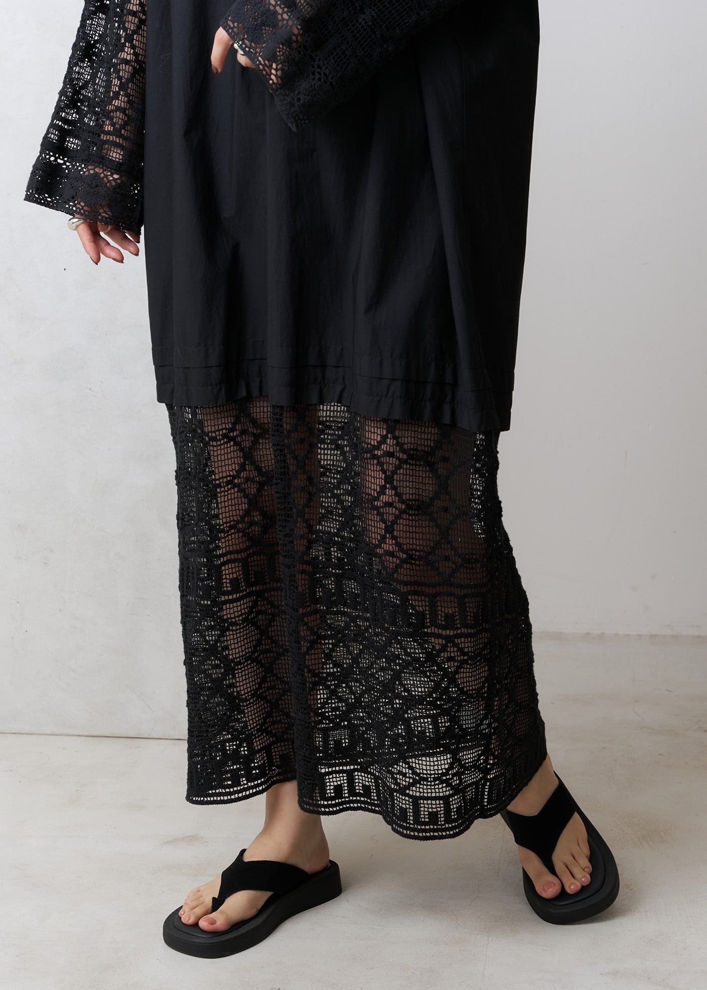 Geometric Lace Joint Dress | Pasand by ne Quittez pas | パサン 