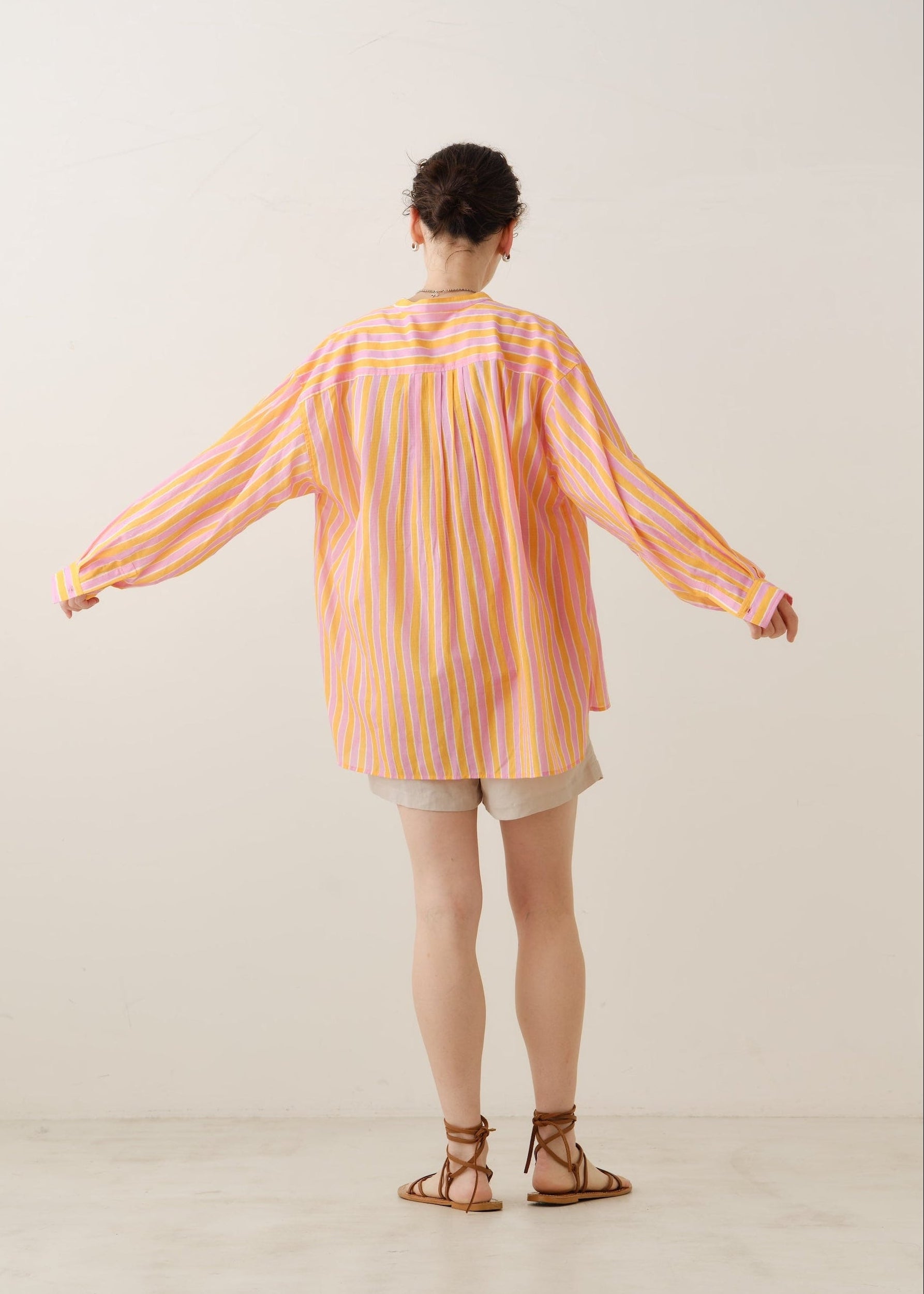 パサンドバイヌキテパ　シャツ Cotton Wave Stripe Print Shirt | Pasand by ne Quittez pas | パサン