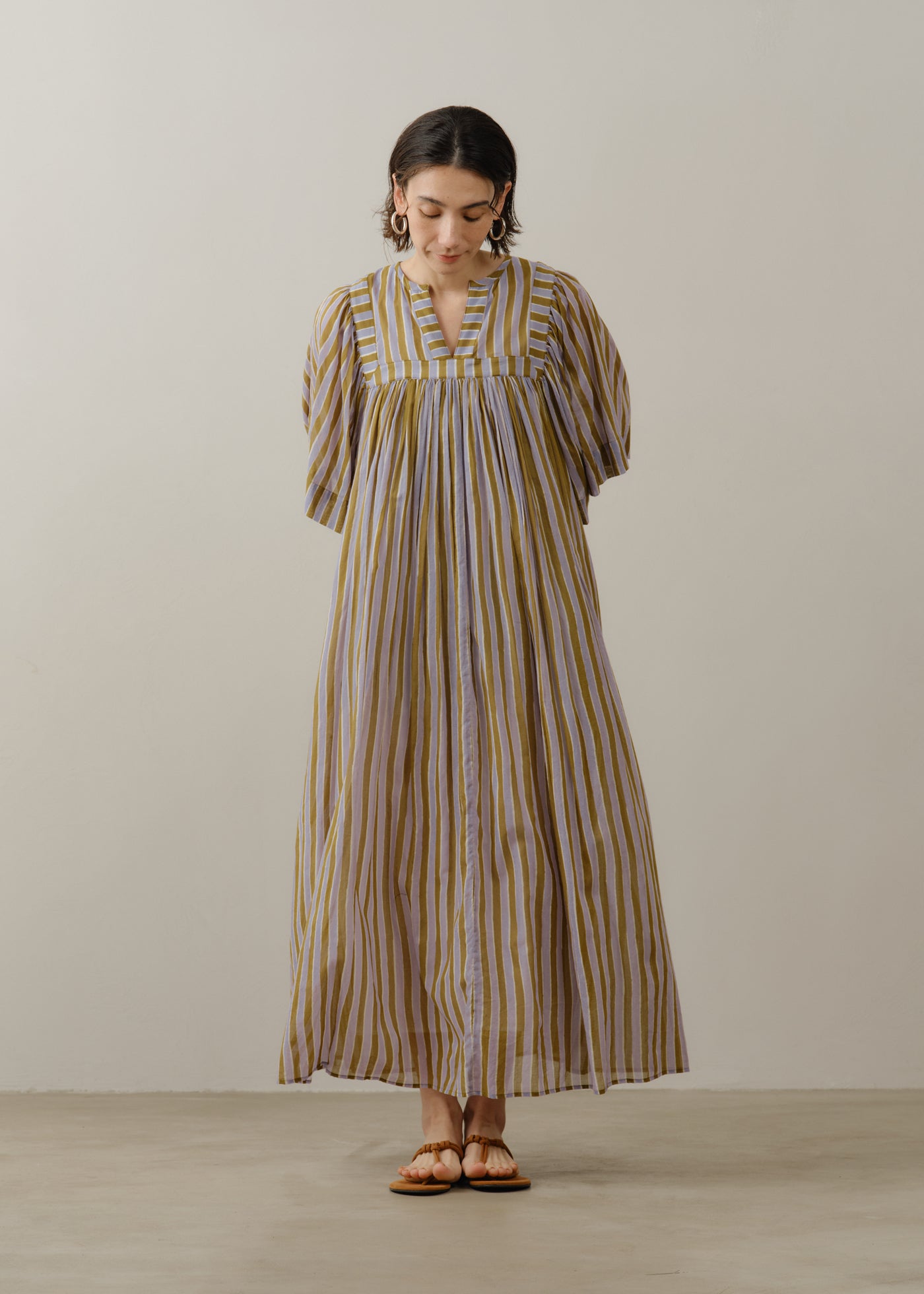 5月上旬お届け予定】Cotton Wave Stripe Print Half Sleeve Gather