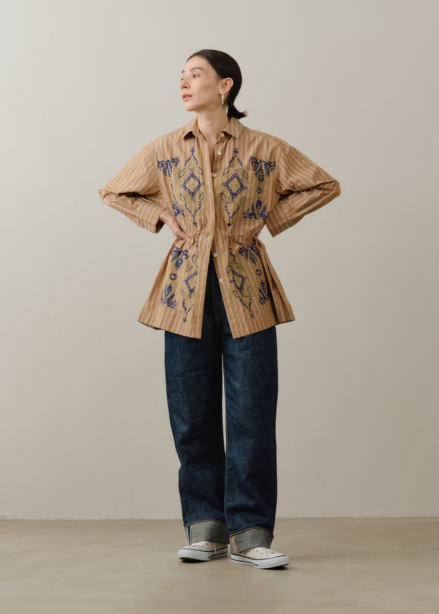 サラマリカCotton Aari Embroidery Stripe Shirt Cotton Aari Embroidery Stripe Shirt | Pasand by ne Quittez pas