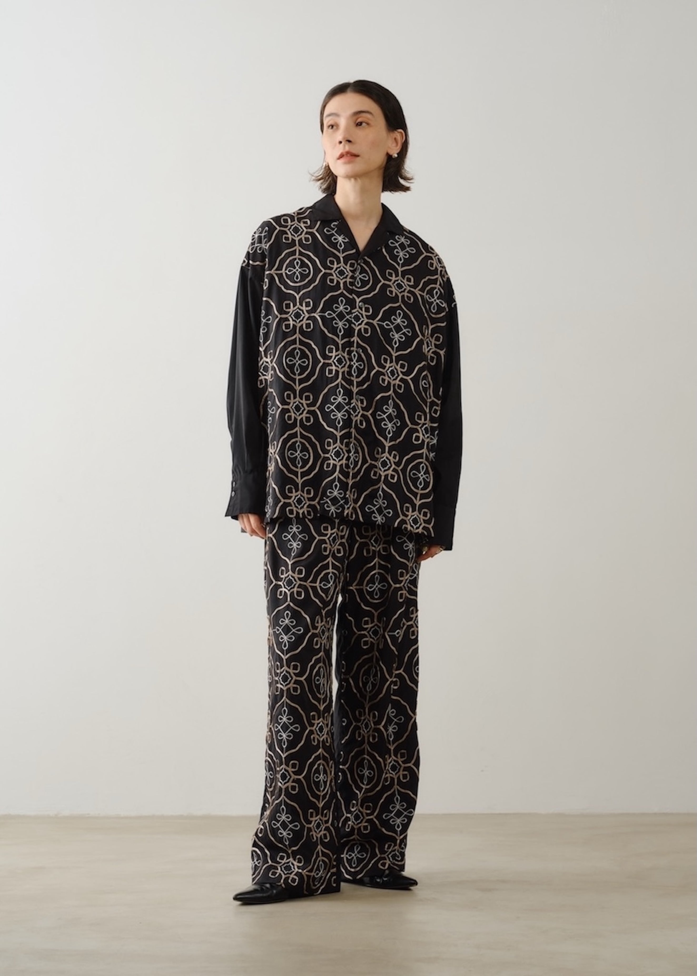 Satin Ribbon Embroidery Shirts | Pasand by ne Quittez pas | パサン
