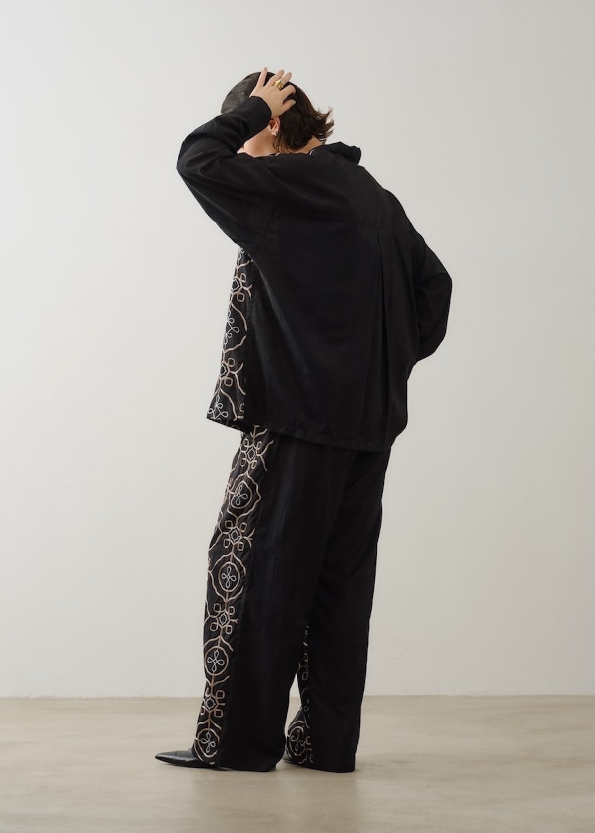 Black/Free 168cm