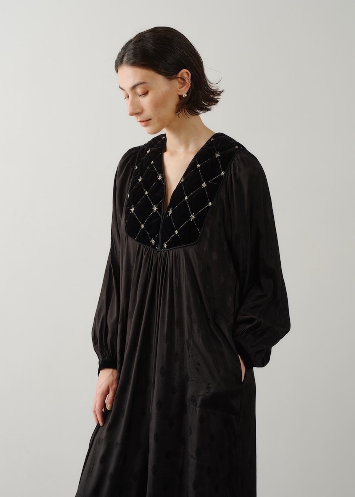 Velvet Beads Embroidery Dress