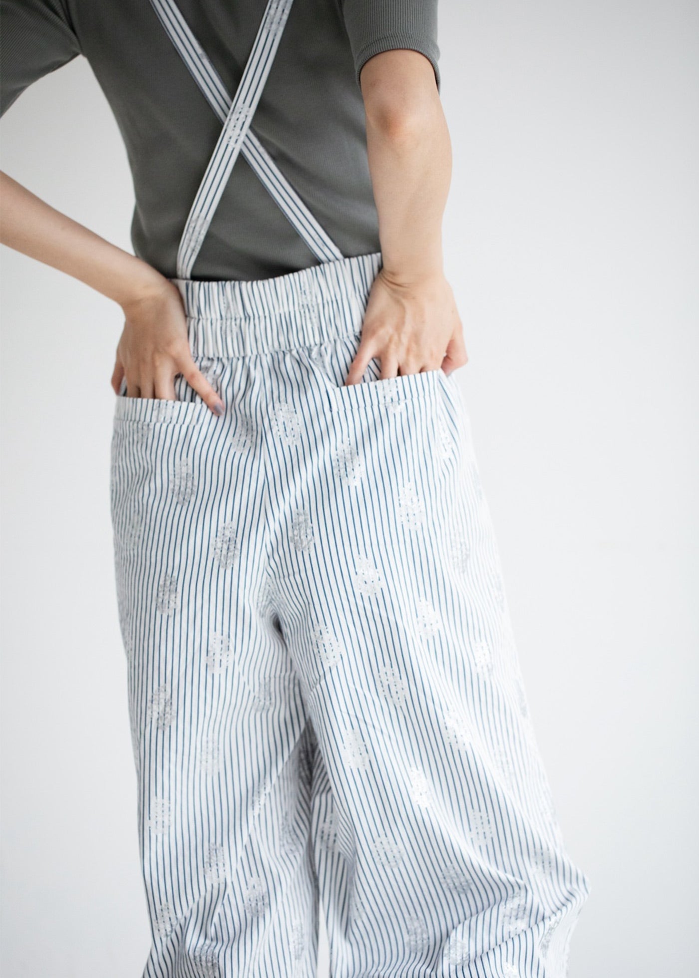 Poplin Foil Print Button Pants