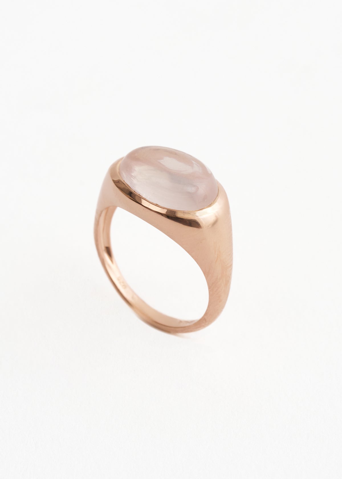【10/28 10時発売】Jaipur Rose Cabochon Signet Ring Rose Quartz