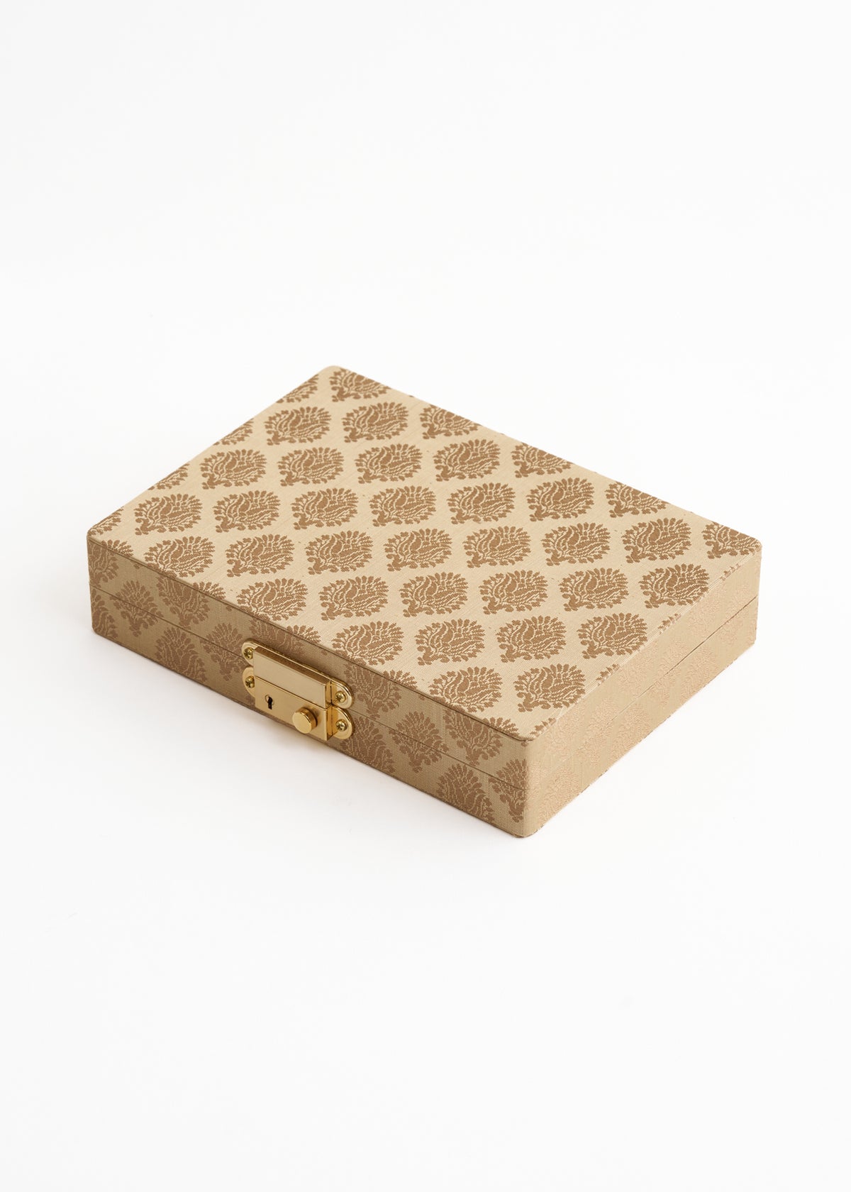 Lt.beige